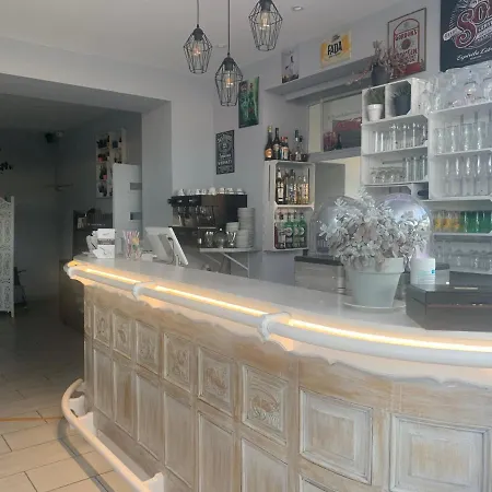 Le Ceinturon 2* Hyères