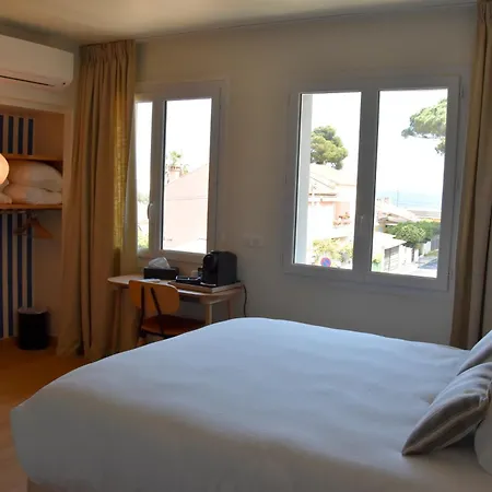 호텔 Logis Restaurant Le Kalliste