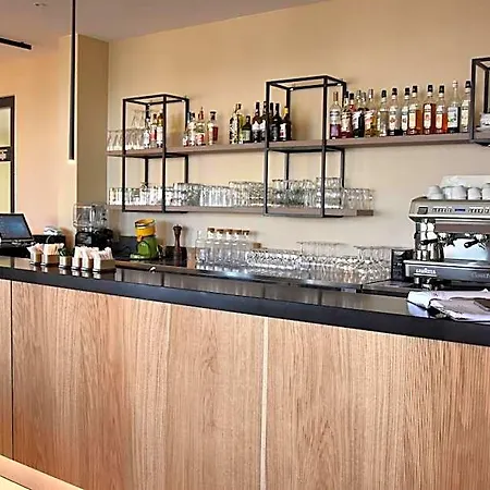 Le Kalliste Hotel 3*